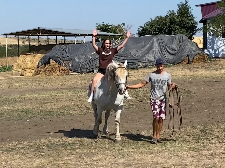 КОНЕФЕРМА «АТ-ПРОЛИН»: ЛЕТНИЕ ЭКСКУРСИИ, НОВЫЕ ПРОЕКТЫ И ПЛАНЫ НА БУДУЩЕЕ