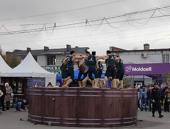 ТРАДИЦИОННЫЙ ФЕСТИВАЛЬ ВИНА «GAGAUZ ȘARAP YORTUSU-2019» ПРОШЕЛ 10 НОЯБРЯ В КОМРАТЕ