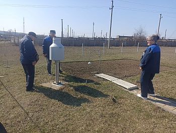 В РАМКАХ ВСЕМИРНОГО МЕТЕОРОЛОГИЧЕСКОГО ДНЯ В КОМРАТЕ И ЧАДЫР-ЛУНГЕ ПРОШЕЛ ДЕНЬ ОТКРЫТЫХ ДВЕРЕЙ НА АГРОМЕТЕОСТАНЦИИ
